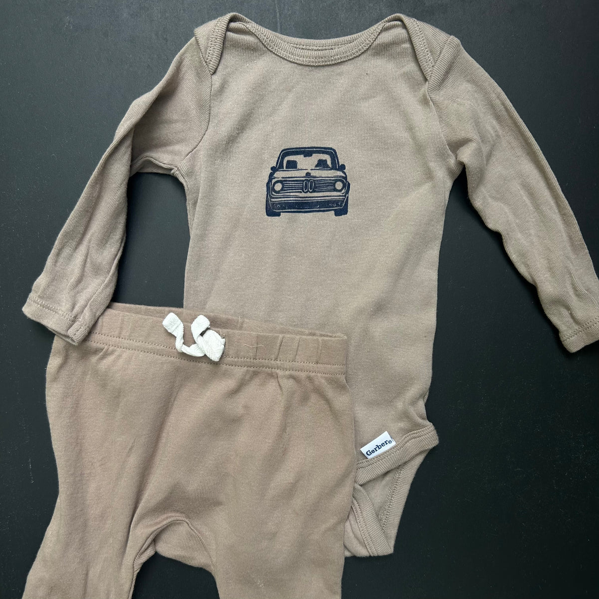 Newborn onesie and pant set PERFEKT GERMAN