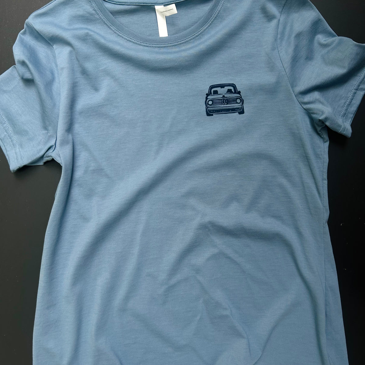 Woman’s blue PERFEKT GERMAN 2002 t-shirt