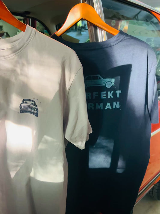 BMW 2002 Perfekt German T-shirt
